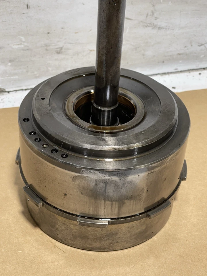 32RH 30RH 4.0 Jeep TJ Wrangler Input Shaft w/ Front Clutch Drum & Rear Clutch - Image 4 of 4