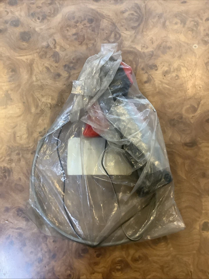 Subconjunto de manija trasera Shindaiwa 70871-65103 Foto 2 de 4