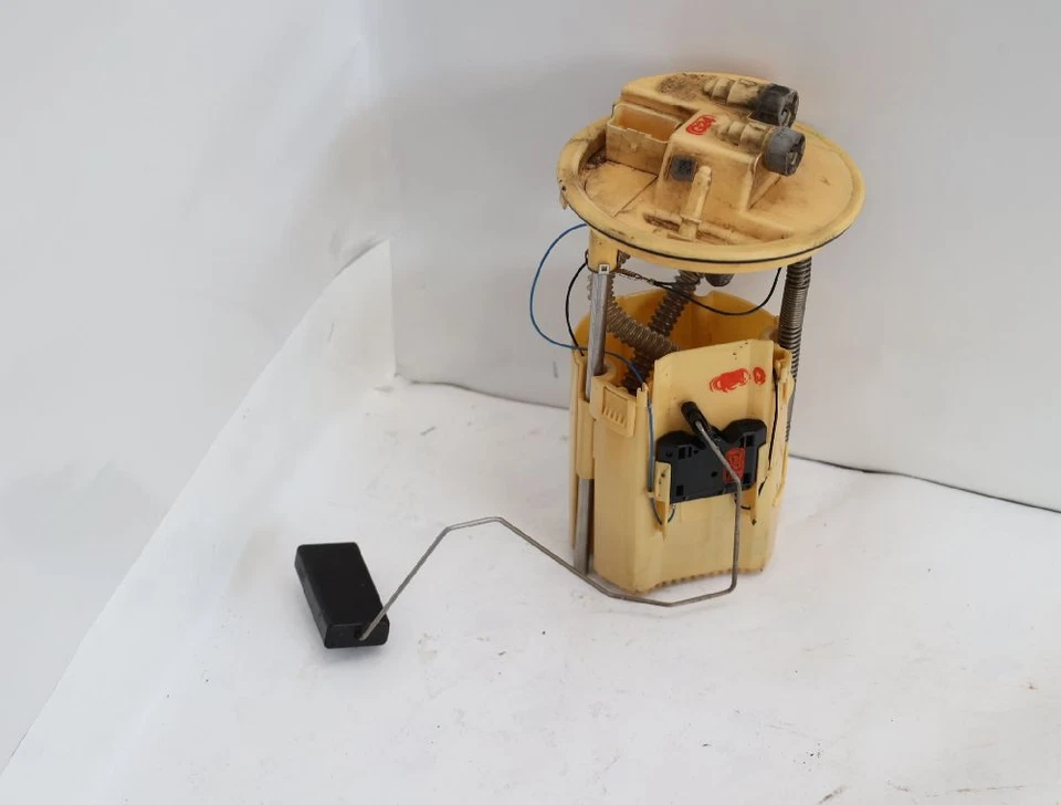 Fuel Sender Ford Transit 6 Box Siemens Diesel 2.2 63 KW 85 hp 05-2007 - Image 4 of 4