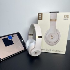 Beats Studio 3 Wireless Noise Cancelling Over-Ear Headphones - Pink