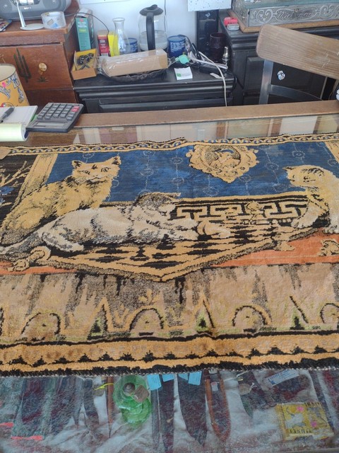 Vtg Cotton Mix Cats on Chess Board Tapestry Rug Wall Hanging Fringe 19x37 Vtg Cotton Mix Cats on Chess Board Tapestry Rug Wall Hanging Fringe 19x37