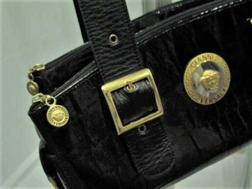 Authentic Gianni Versace Medusa black patent leather handbag w gold B'ful bag - Picture 4 of 8