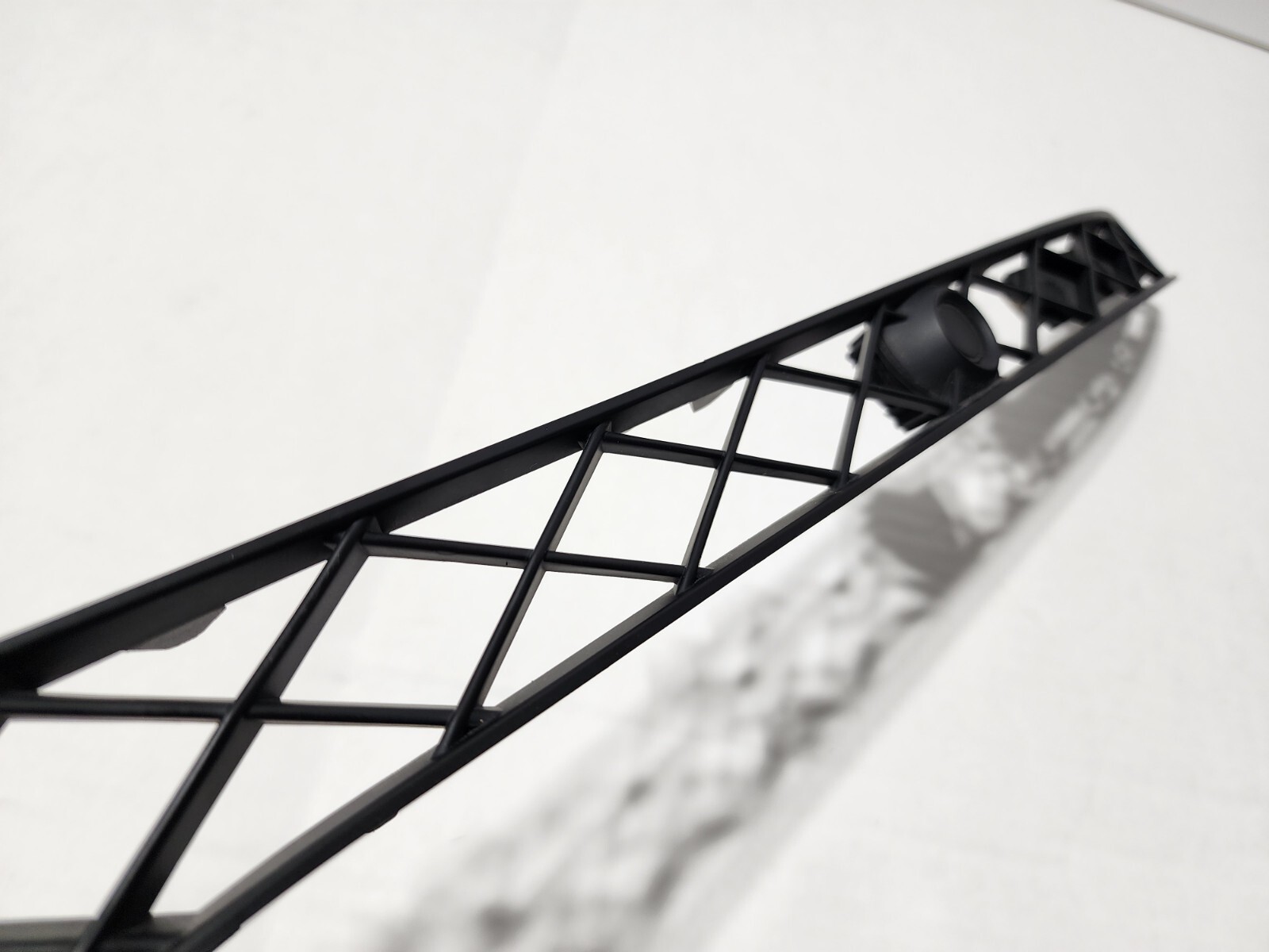 Bentley Bentayga Front Right Hand Lower Bumper Cover Matte Black Grille 17-19