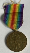 WW1 Victory Medal To 275700 Pte Issac Mills Manchester Regiment