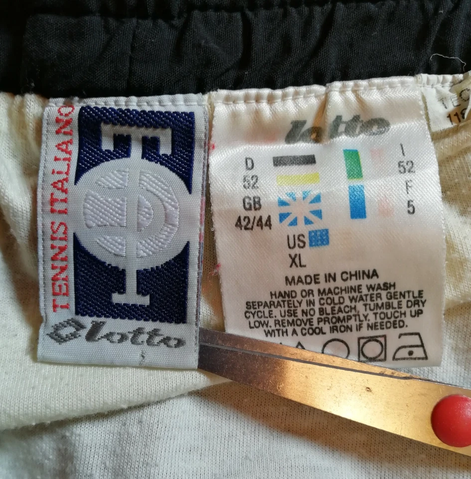 稀有复古男式乐透短裤 PANTALONES 网球 意大利黑色 XL 码 — 第 4/4 张图片