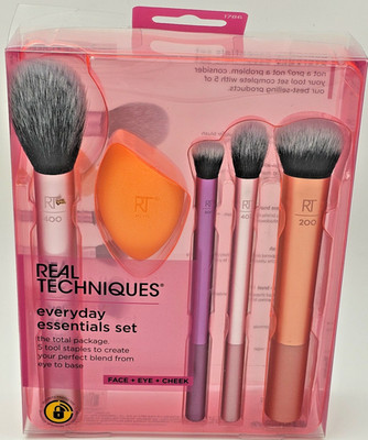 Real Techniques Everyday Essentials Brush Set - Pack of 5 - New