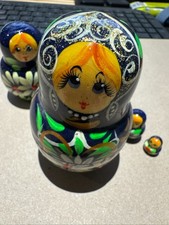 Beautiful Wooden Painted Russian Dolls Set of 5 Used Excellent Condition
