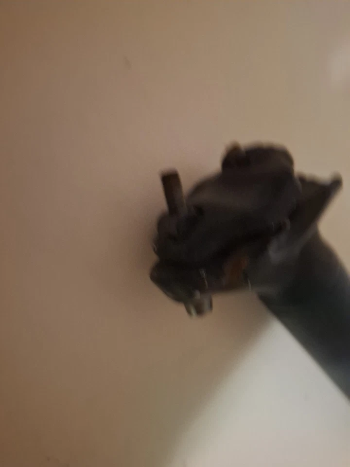 Road bike, MTB, Gravel bike - Oval Concept Seatpost 31.6mm, 300mm Length  - Image 3 of 4