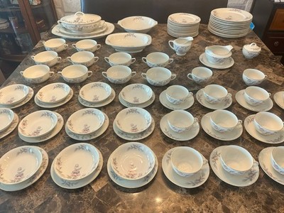 92 Piece Vintage TK Thun Bohemia Floral China - Czechoslovakia
