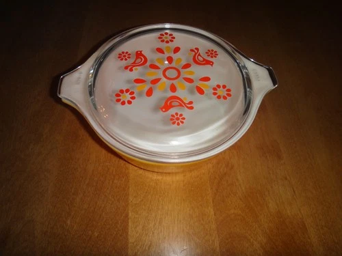 pyrex friendship dish 1 pt. orange with lid like brand new