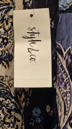 STYLE & CO. Woman Top Patchwork Pattern SIZE 2X Bell Sleeves Ruffle Hem NEW - Picture 2 of 5
