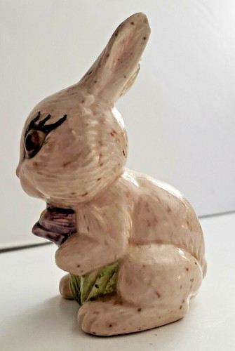 Big Eyed Whitish Color Ceramic Bunny with a Purple flower - Picture 5 of 10