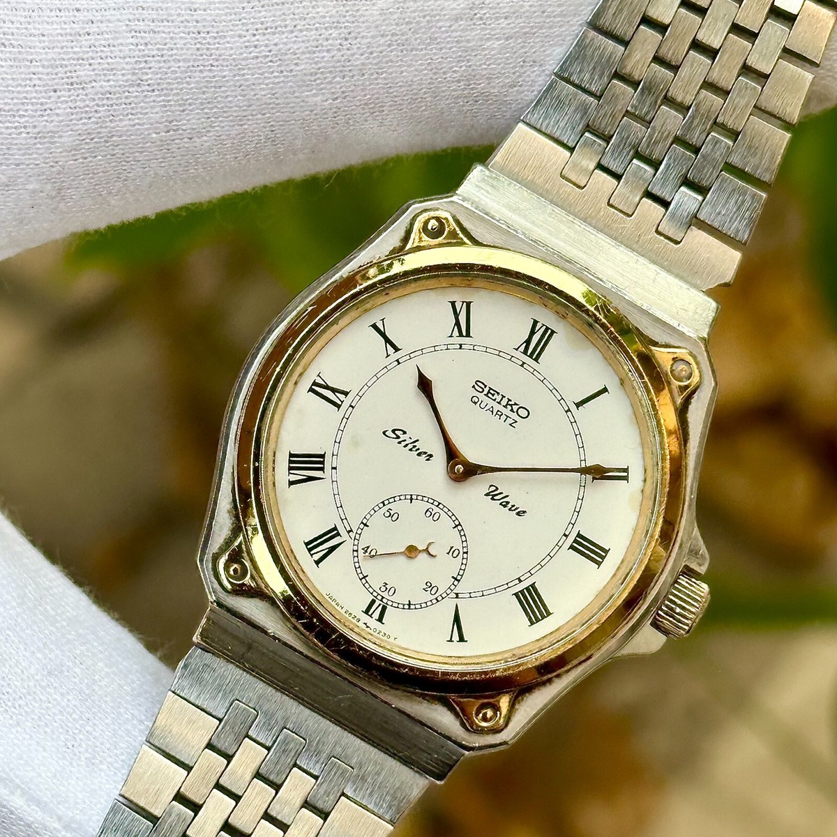 Vintage Seiko SilverWave Two Tone Quartz Men's Watch 2628