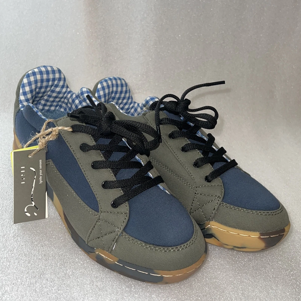 Terra Plana Worn Again Eco Friendly Shoes Blue Green US 6.5 Camo Sole Rare NWT
