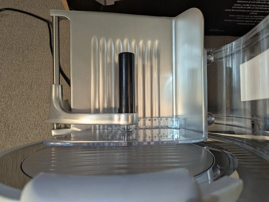 Cortadora de alimentos profesional Waring Commercial WCS300SV de 12" pulgadas Foto 4 de 4