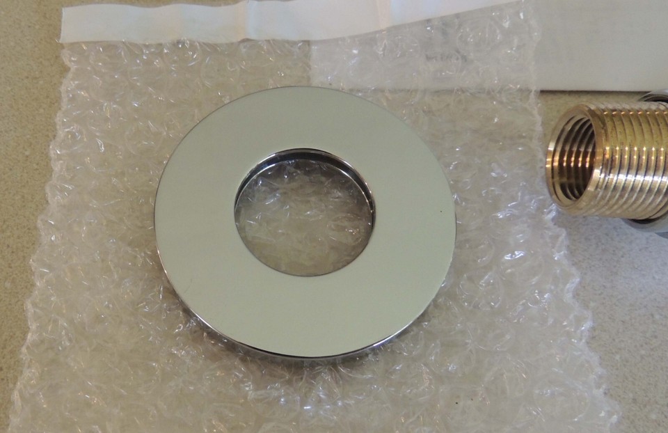 Hans Grohe Metris Tub Shower Spout with Diverter Pt No. 1441001 New