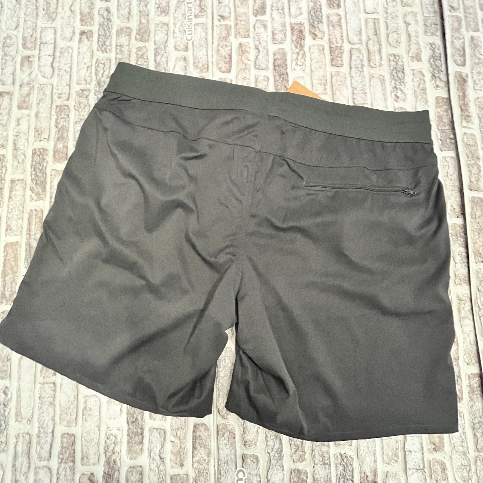 Foto 1 di 8