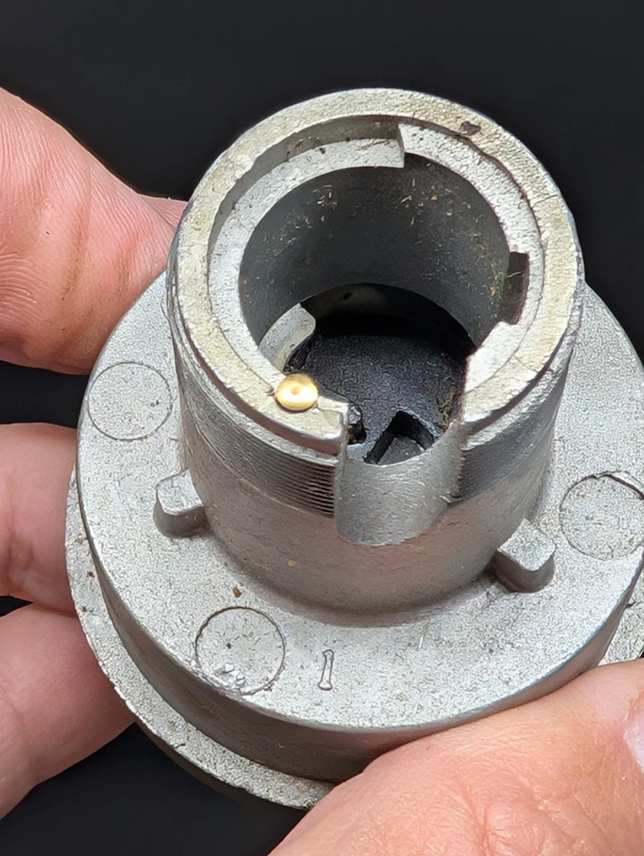 NOS 1957 1958 PONTIAC CHIEFTAN STAR CHIEF SUPER CHIEF IGNITION SWITCH 1116533 - Image 3 of 4