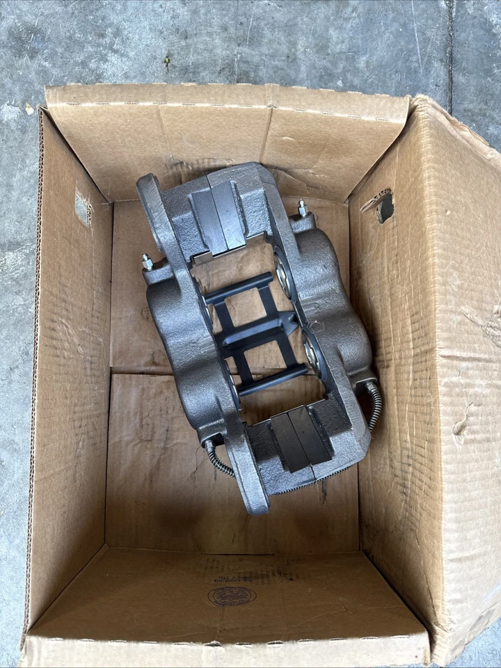 Pinza de freno Cardone para Ford F650 09-13 2015 9C4Z2B121C RR. Lh o FR. Rh Foto 3 de 4