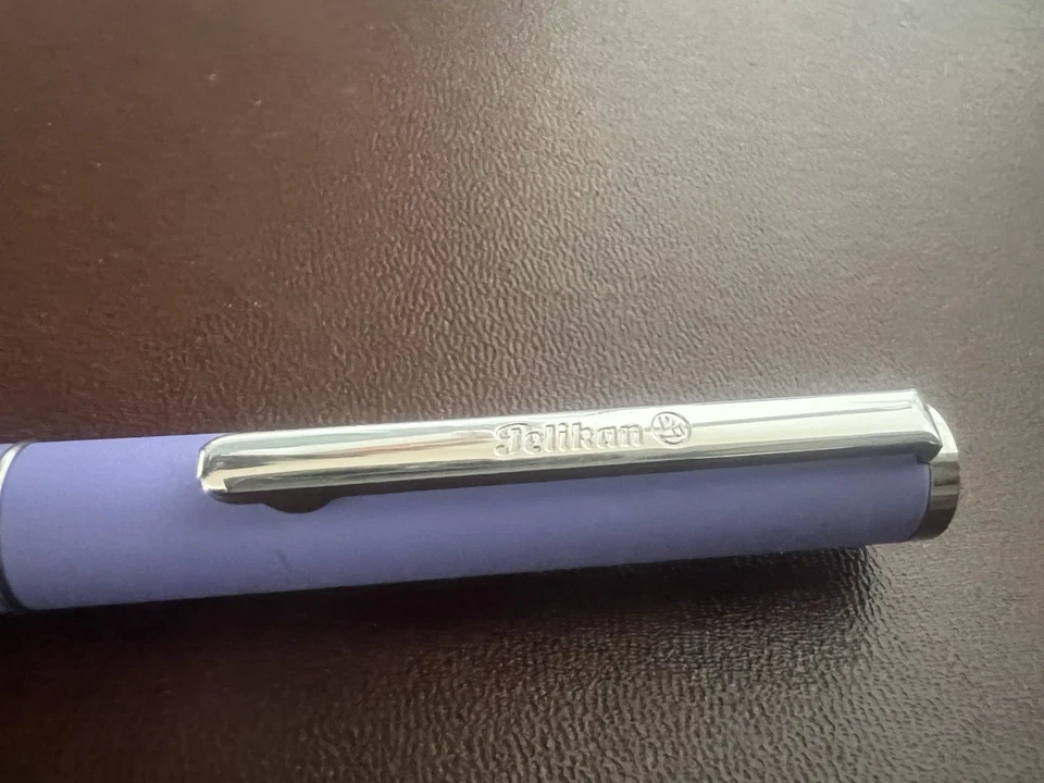 Pluma Estilográfica PELIKAN Relleno Cartucho Laca Púrpura F De Colección Foto 3 de 4