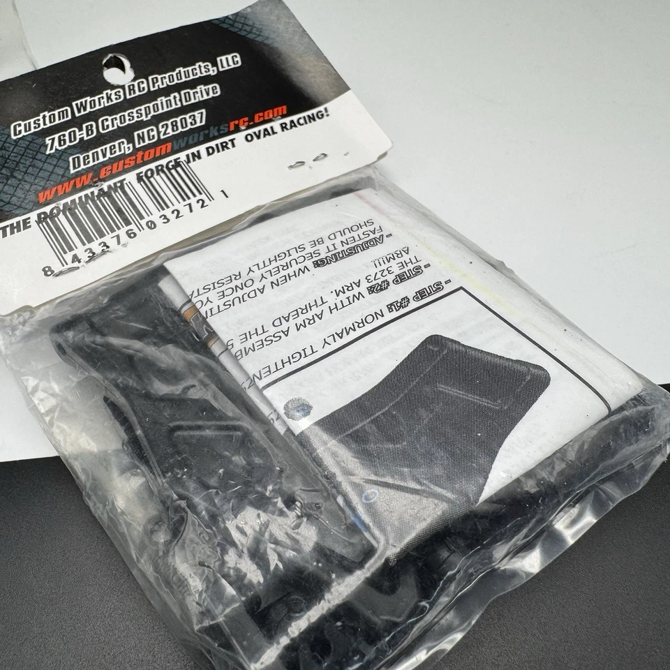 Custom Works Adjustable Rear Arm Kit Associated 2WD SC10 CSW3272 Brand New - Image 3 of 4