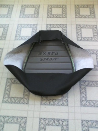 Cubierta de asiento hecha a mano personalizada Harley Davidson Aermacchi Sprint SX350 1971-72 Foto 2 de 2