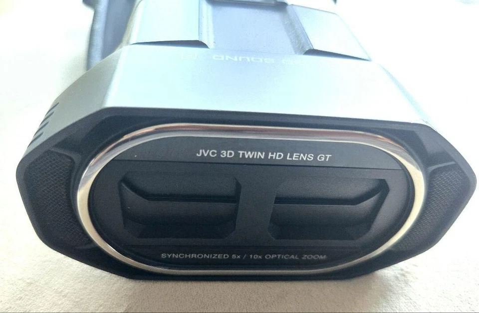JVC GS-TD1 Everio Full HD Video Camera 3D High Definition Movies Used From JAPAN - Image 4 of 4