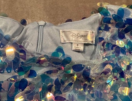 Disney Frozen 2 D-Signed Girls Medium Sequin Dress Costume Elsa Blue Sparkle - Picture 4 of 4