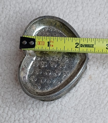 Vintage Heart Shaped Jewelry Box Trinket Box Silver Tone Metal *With Flaws* - Picture 19 of 20