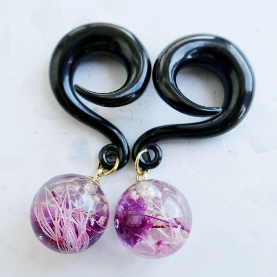 Pesas de oreja florales para colgador de oreja de resina estirada medidores de oro tapones colgantes par Foto 3 de 4