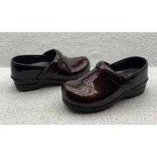Dansko Slip Resistant Clog Womens EU 37 Mule Shiny Red Striped Nurse Doctor Chef