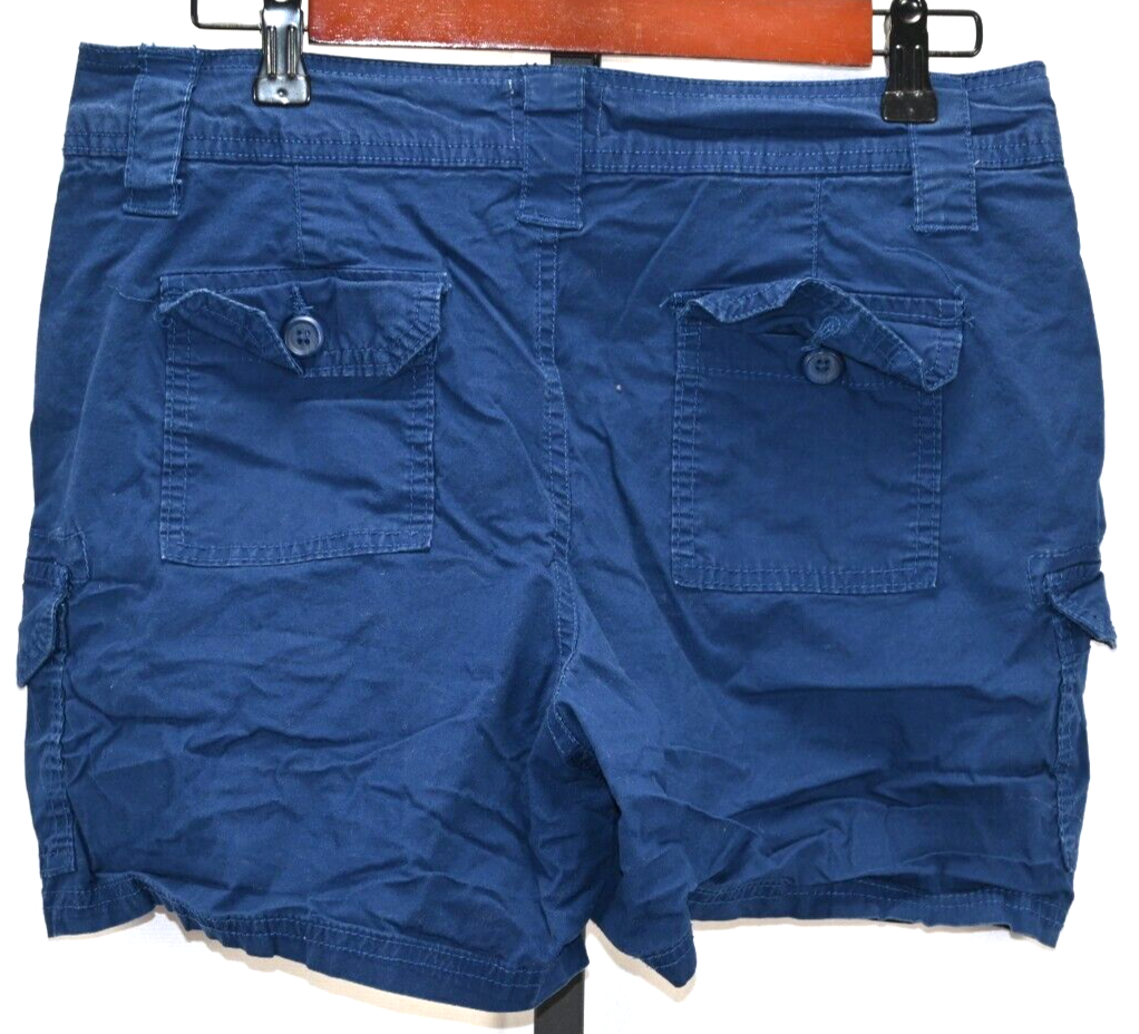 St John's Bay Dark Blue Shorts Size 6 RN#93677 98% Cotton 2