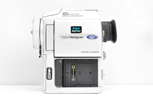 Sony Handycam DCR-PC110 Mini DV Camcorder Nightshot from JAPAN 2359 - Picture 6 of 24