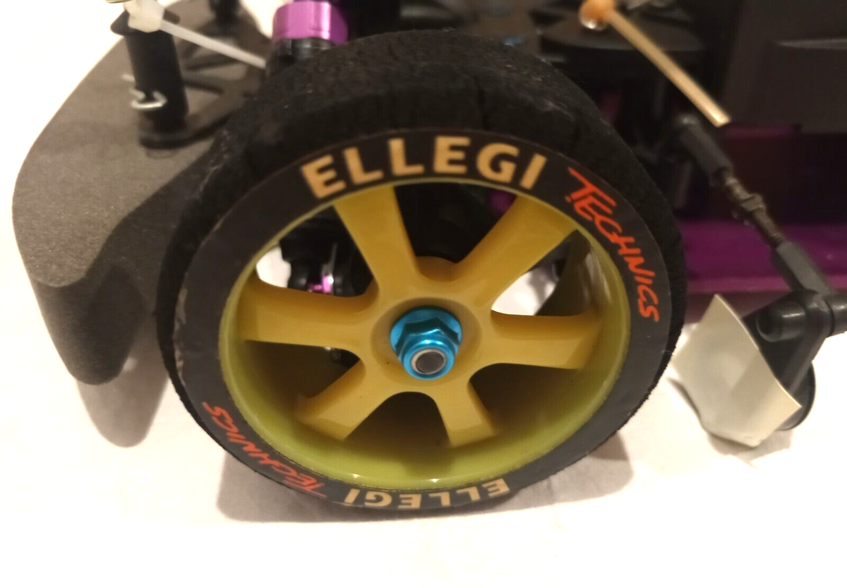 HPI Racing Nitro RS4 3 Tipe SS 1/10 4WD Powered R/C Car HPI Racing Nitro RS4 3 Tipe SS 1/10 4WD Powered R/C Car