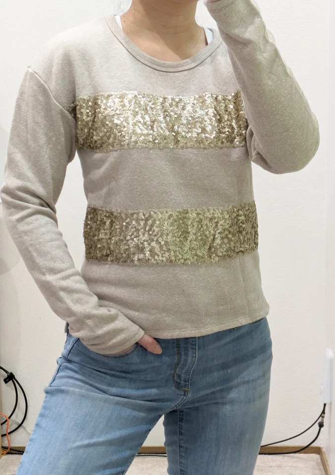 Sudadera Xhilaration Avena Beige Cuello Redondo Terry con Rayas de Lentejuelas Doradas XS Foto 4 de 4