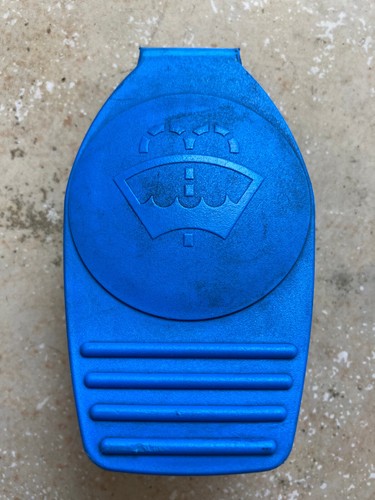 VW Audi orig. Deckel Wischwasserbehälter blau 8D0955455