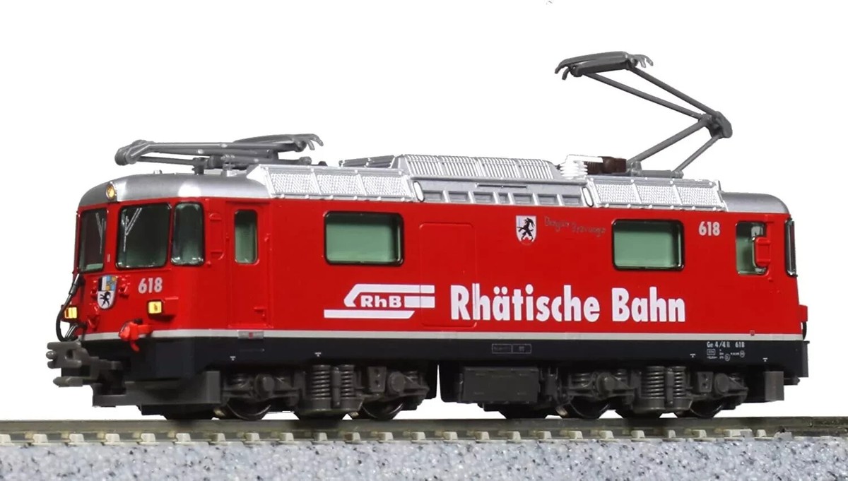 KATO レーティッシュ鉄道 Ge4/4-Ⅱ (RhBロゴ) KATO レーティッシュ鉄道 RhB Ge4/4 Ⅱ 「RhBロゴ」 記念撮影