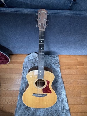 Taylor 314 Grand Auditorium, 1999, Built in Electronic Acoustic Pick-up
