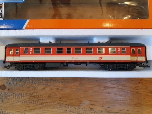 Roco Voiture OBB 2eme Klasse 44572 HO 50 81 28-04 117-7 Bp | Condition: New