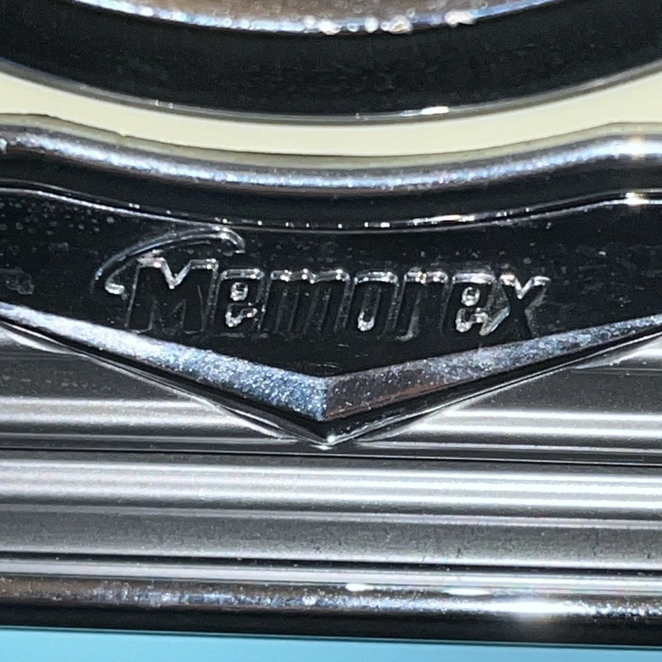 CD player MemorexAM-FM2003. Testado e funciona muito bem. Aparência dos anos 50/60. Turquesa/creme - Imagem 2 de 4