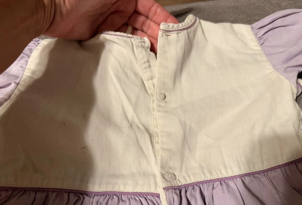 Vestido Vintage Madreselva Pastel Púrpura y Amarillo Calado Talla 3T Foto 4 de 4