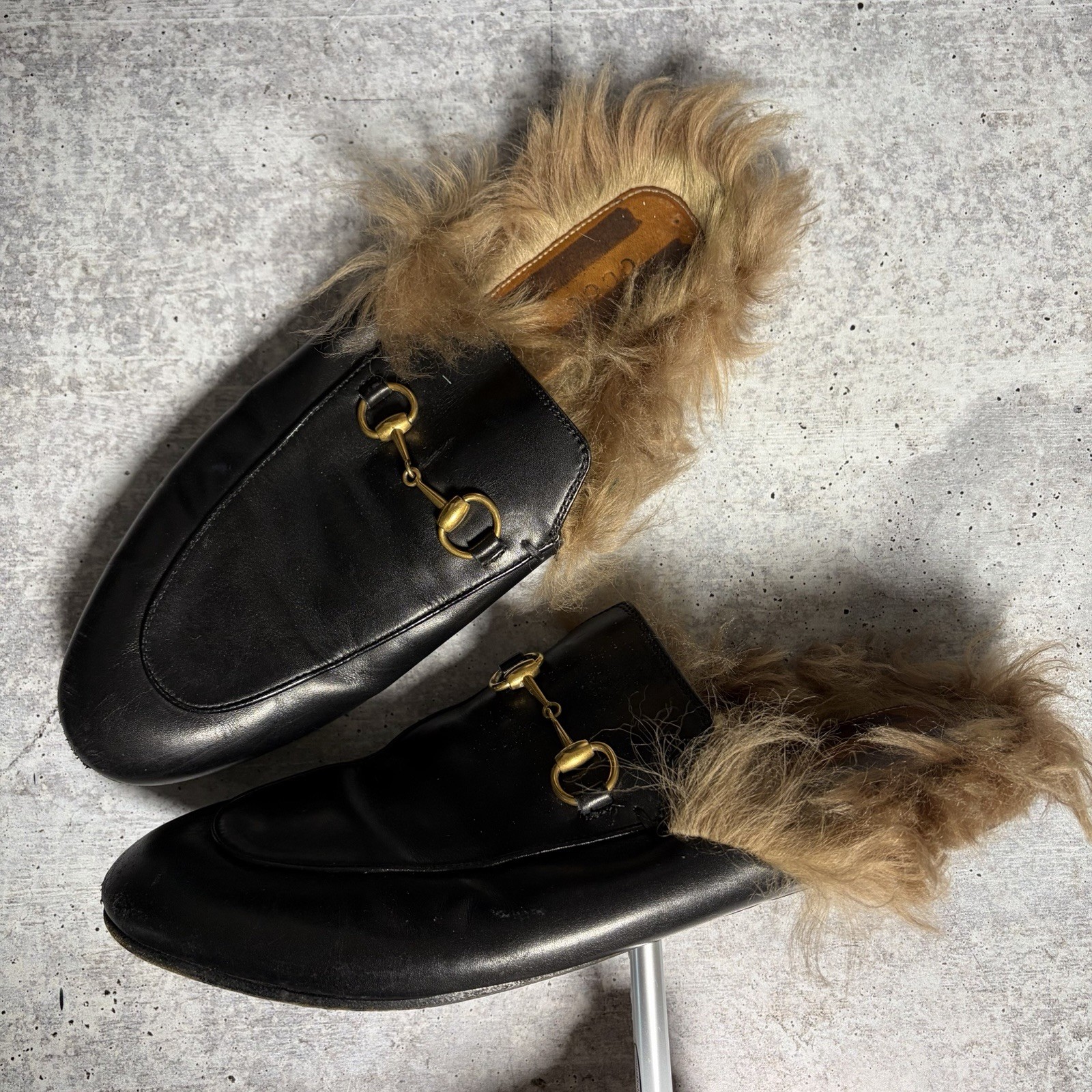 Gucci Womens 10 Black Leather Horsebit Fur Princetown Mule Loafers Italy