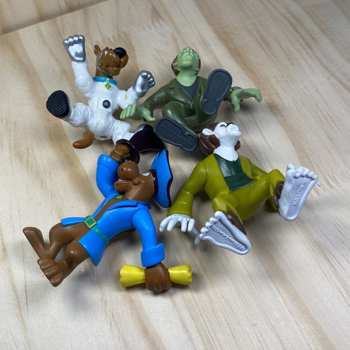 Figurines Scooby-Doo Pirate Crew - Lot De 10 Pirates Rare - Boîte MISB (Neuf Scellé)