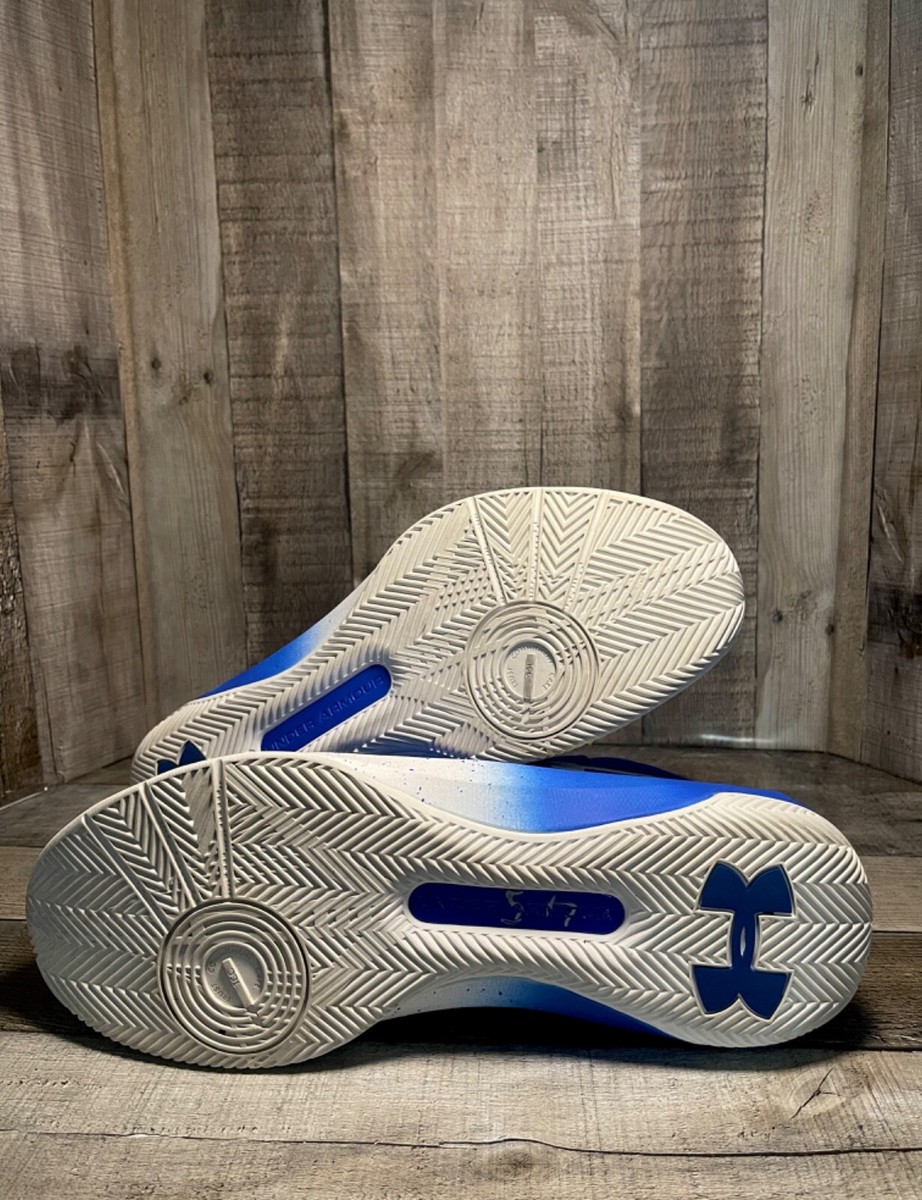 Under Armour Steph Curry (3)III Zero(1298308-400)Royal Blue Under Armour Steph Curry (3)III Zero(1298308-400)Royal Blue