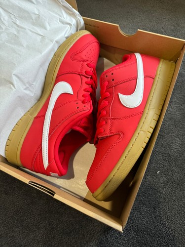 NIKE SB DUNK LOW PRO 'UNIVERSITY RED' - SIZE 12 MENS US - BNIB - DEADSTOCK - Picture 2 of 8