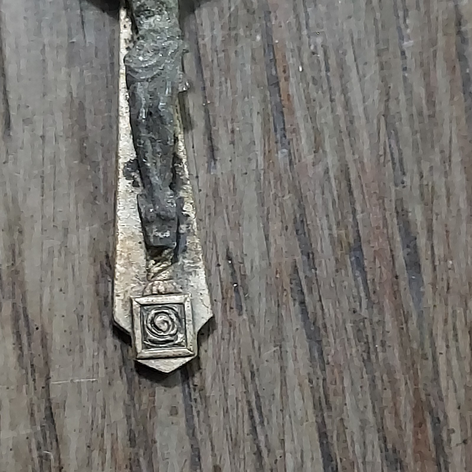 Picture 3 of 6