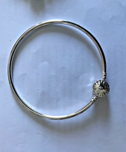 Genuine Pandora Snowflake Clasp Bangle 21cm 925 Sterling Silver - Picture 2 of 2