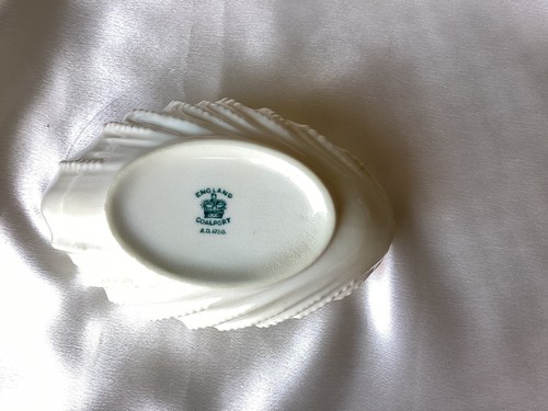 COALPORT Leaf Dish 13cm Length: Sweets, Butter, Jam, Relish - Picture 7 of 10