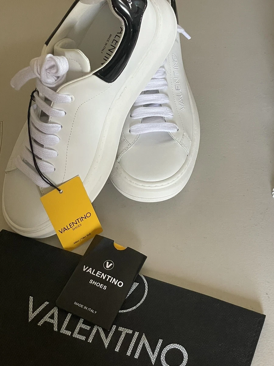 VALENTINO レザースニーカー　ホワイト×ブラック　サイズ 35.5 s-l1200.webp
