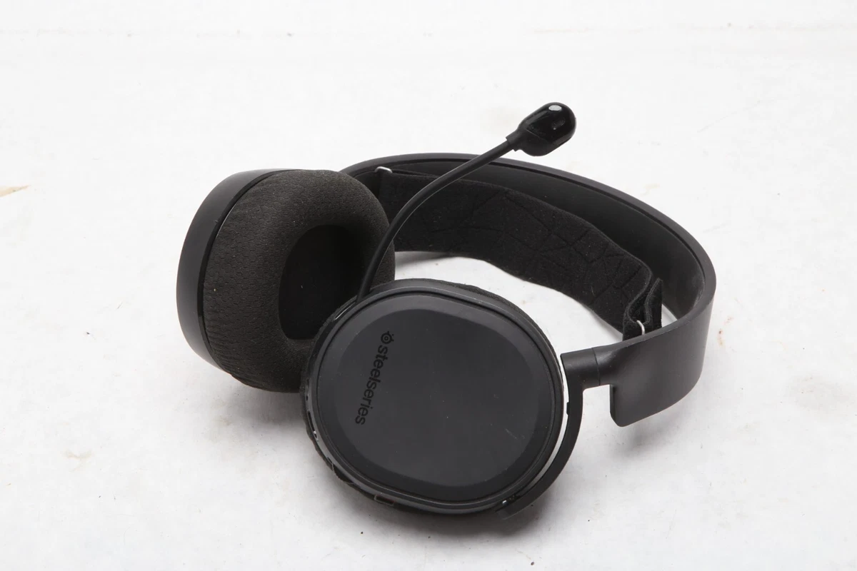 STEELSERIES ARCTIS 5 BLACK 61504 7.1 Channel Ear Cup Over the Ear C21